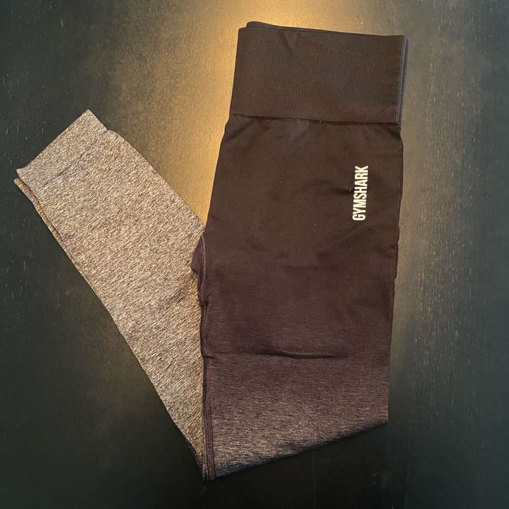 Black ombré gymshark leggings in medium